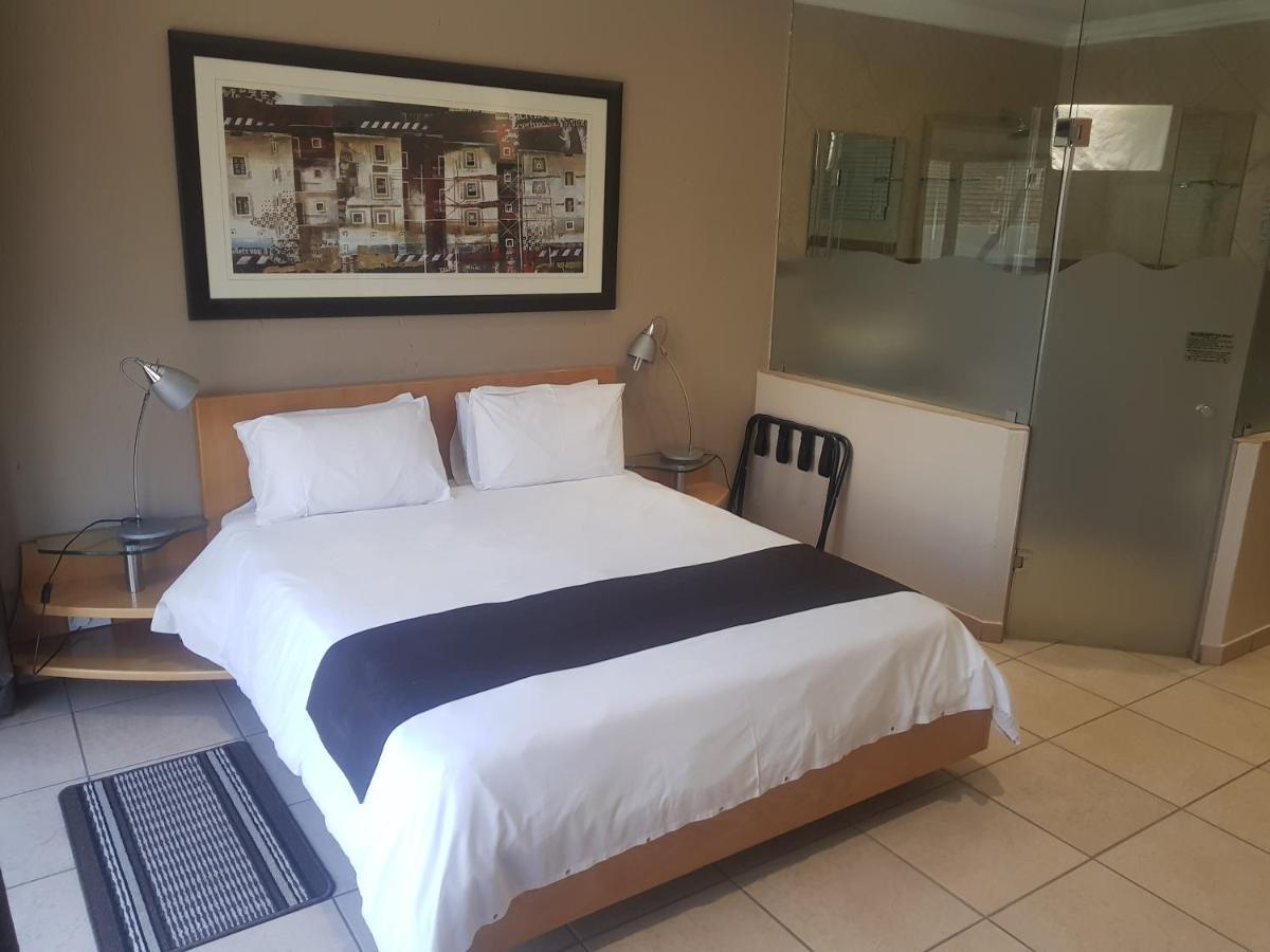 Europrime Hotel Boksburg Eksteriør billede